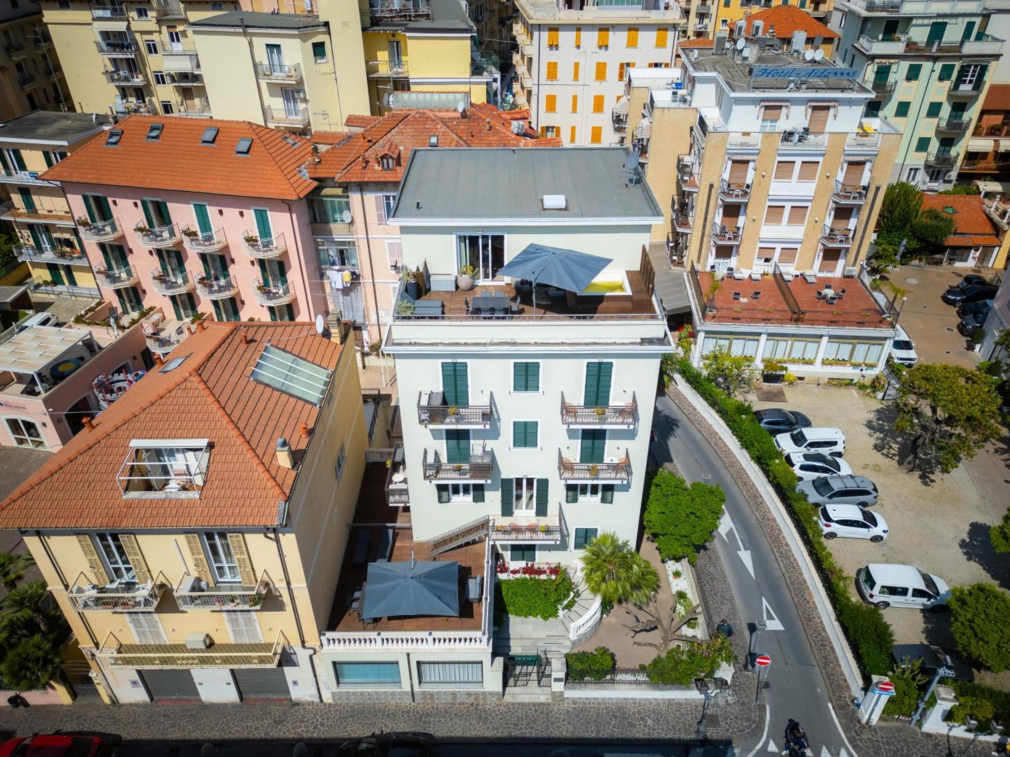 Residence San Marco Suites&Apartments Alassio Exterior photo