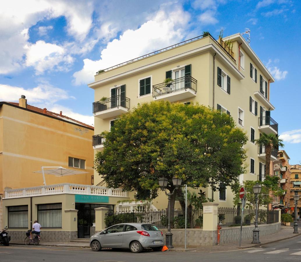 Residence San Marco Suites&Apartments Alassio Exterior photo